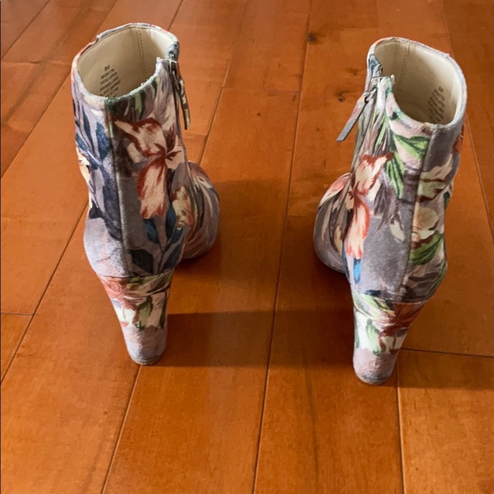 Nine West Savitra Velvet Taupe Booties - Picture 6 of 12